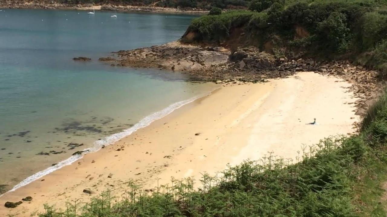 Gite De Charme Entre Terre Et Mer Villa Plougonven Eksteriør bilde